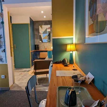 Aux Ecuries Des Pres Guest house *